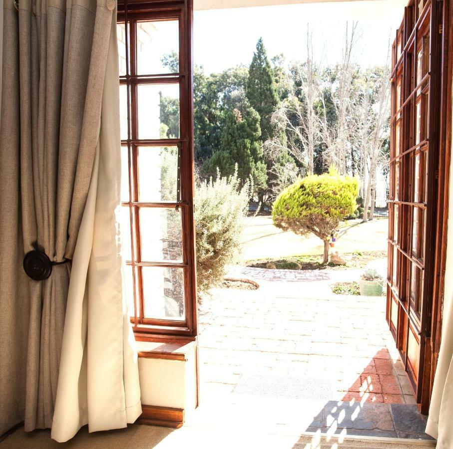 The Fairway Guesthouse Senekal Exterior photo
